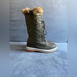 Nature Breeze Frost 3 Olive Green Lace Up Quilted Winter Boots Womens SZ 8.5